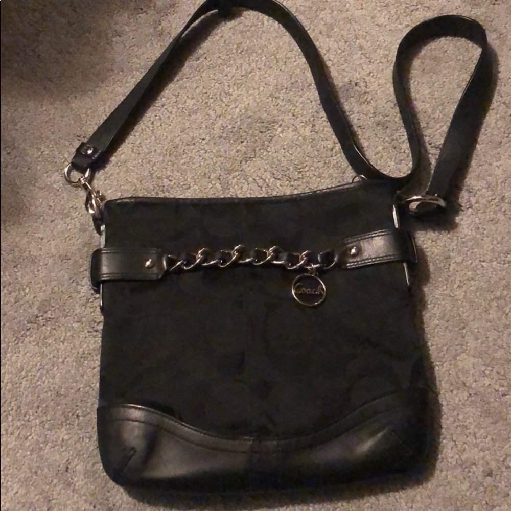 Coach purse. Mint!